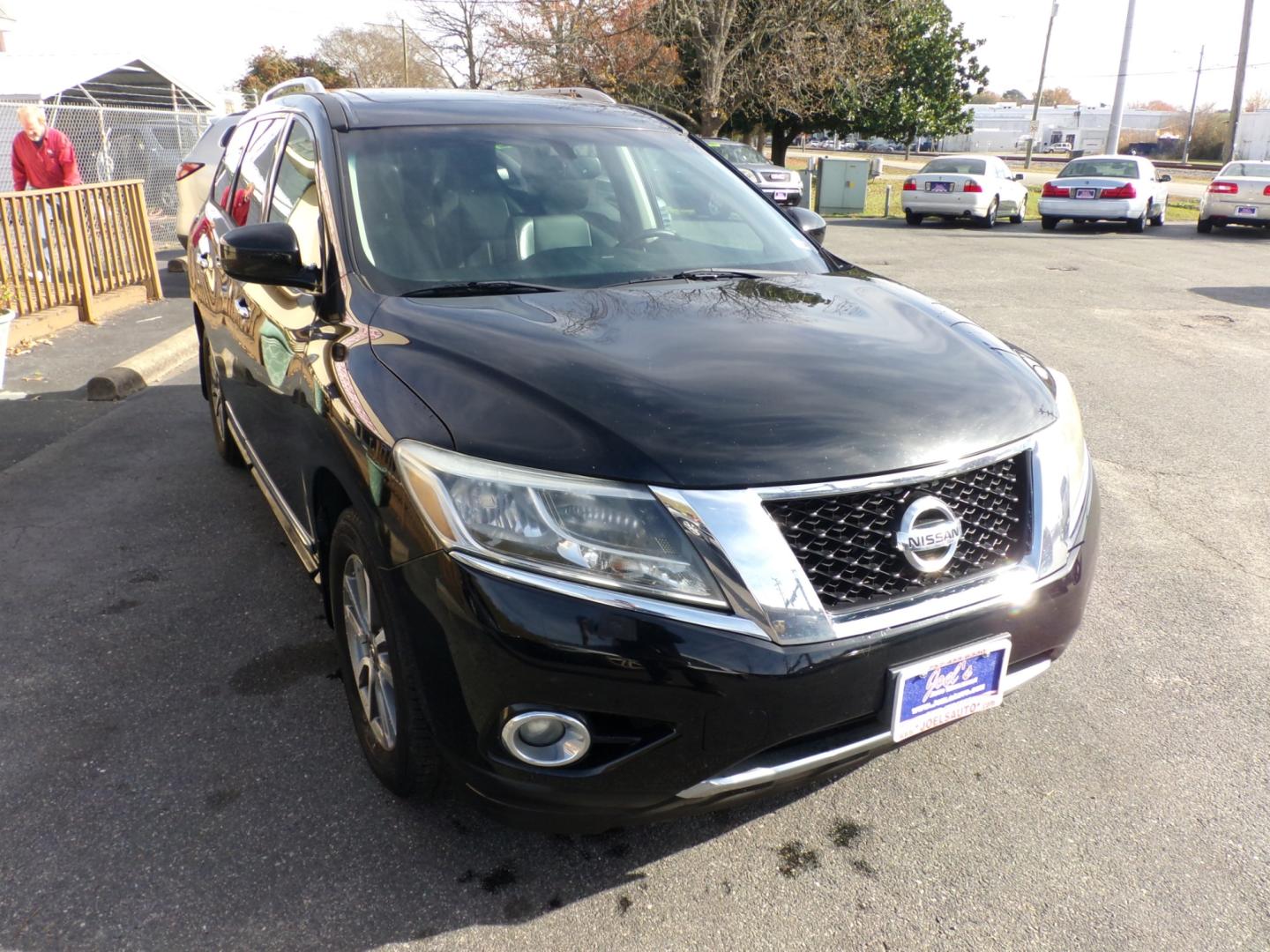 2013 Black Nissan Pathfinder (5N1AR2MM9DC) , located at 5700 Curlew Drive, Norfolk, VA, 23502, (757) 455-6330, 36.841885, -76.209412 - Photo#3